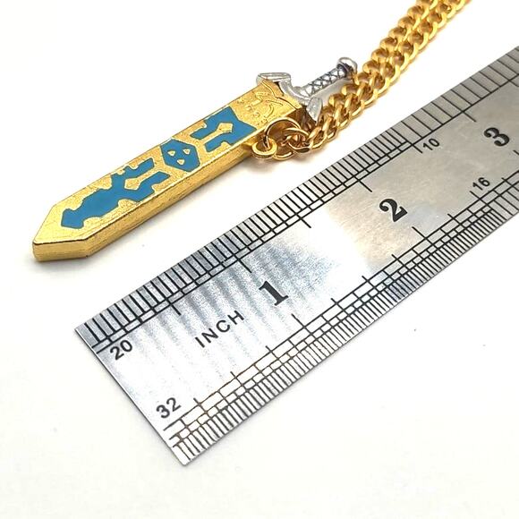 Stainless Legend of Zelda Master Sword & Shield Necklace Keychain Gift Set - NEW - Picture 5 of 8